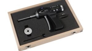 Bowers XTHi Series Digital Pistol Grip Bore Gauge in Wooden Case with Setting Ring