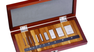 Mitutoyo 10 Piece Steel Block Set in Wooden Case