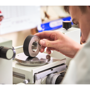 Screw ring calibration in laboratory