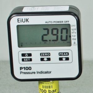 Absolute pressure indicator calibration