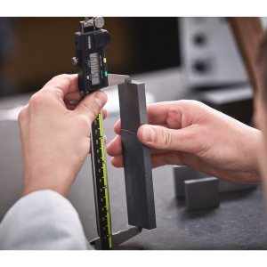 Vernier gauge calibration in laboratory